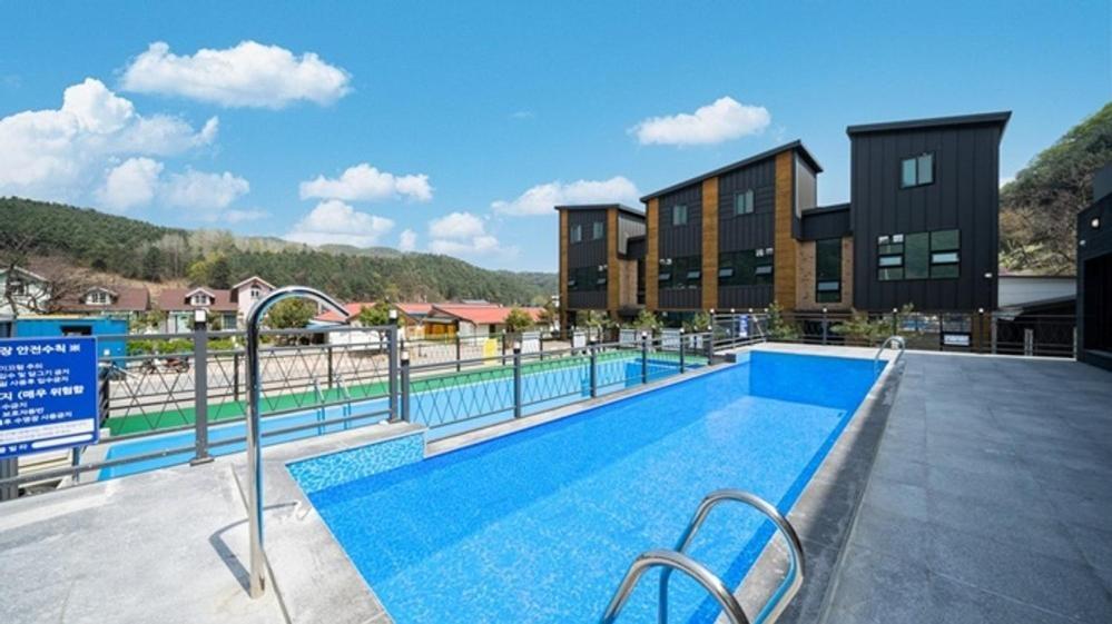 Gapyeong Casabella Pool Villa Exterior photo